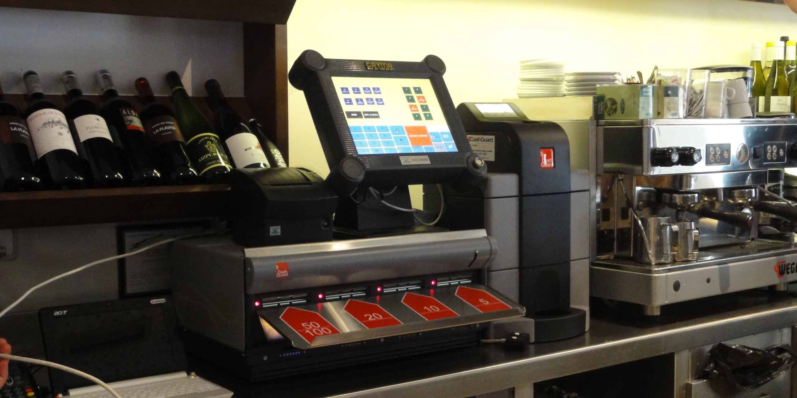 Telsystem-instala-Cashguard-en-ba-de-tapas-Txirimiri