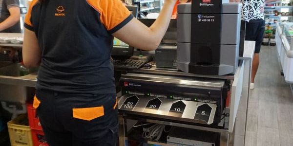 maquina-cobro-gasolinera maquina-cobro-gasolinera