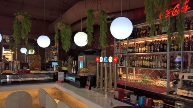 Instalacion CashGuard Cafeteria LaTradicional Telsystem distribuidor oficial caja-registradora-inteligente-cafeteria